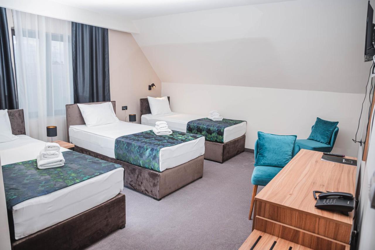 Hotel Aloha Ниш Экстерьер фото