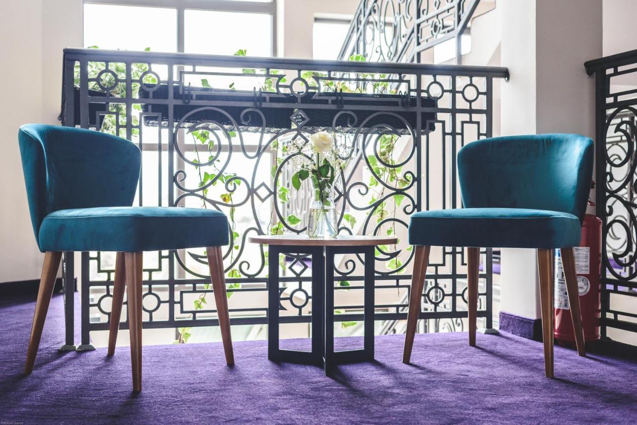 Hotel Aloha Ниш Экстерьер фото